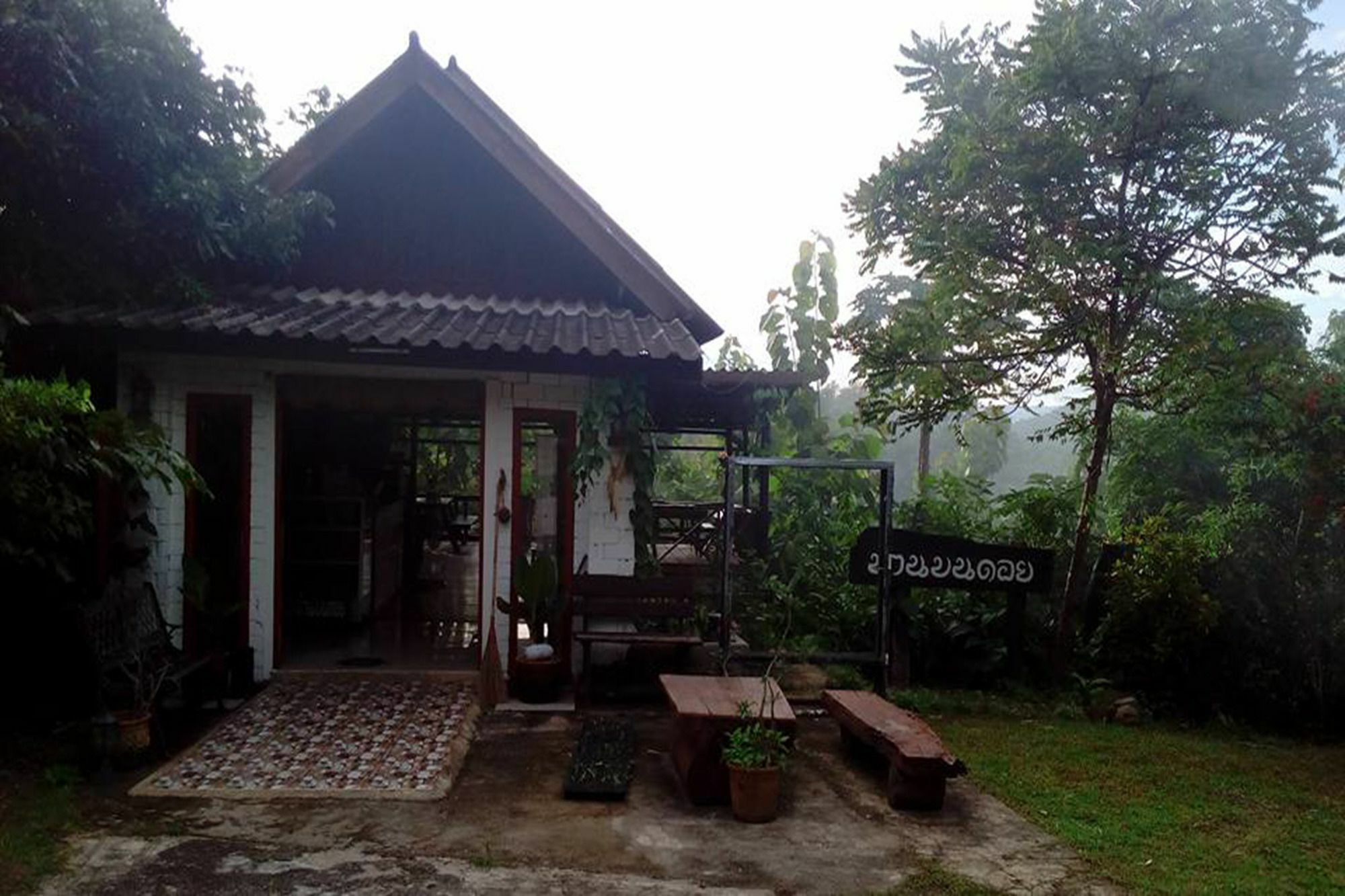 The Local Story Resort Ban Mon Talaeng Ngoại thất bức ảnh